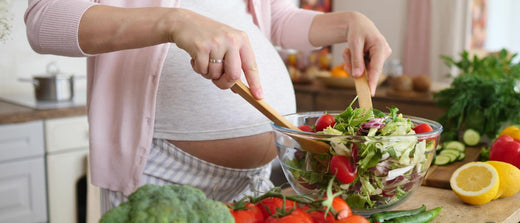 Why We Need a Pre-Pregnancy Detox (for Both Men & Women) background image